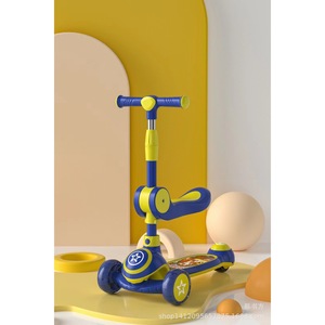 Children's Scooter Tricycle With Lights And Music For 3 Years Old Up Adjustable Height Red Color - Product Image 4