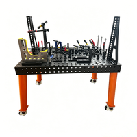 Table de soudage avec trous / Fixation modulaire pour soudage / Table de soudage industrielle / Table de soudage à gabarit / Banc de travail de soudage