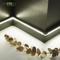 Plinthe LED en aluminium pour éclairage intelligent de couloir d'hôtel, solutions de plinthe décorative moderne pour murs et sols