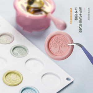 Molde de silicona con 15 agujeros redondos para sellar cera, herramienta de estampado DIY, color blanco, ecológico - Product Image 4