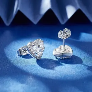 Fashionable Heart-Shaped CZ Diamond Earrings Dazzling Zircon Brass Rhodium Custom Platinum Plating Claw Setting Copper Design