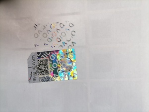 Feuille d'étiquettes holographiques 3D personnalisées OEM pour la sécurité des cartes d'identité, avec estampage à chaud et pelliculage - Product Image 5