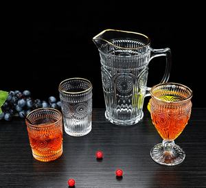 Pichet en verre de conception de tournesol fabriqué à la machine, <span class=keywords><strong>carafe</strong></span> à eau en verre vintage transparent avec bord doré pour restaurant à la maison - Product Image 4