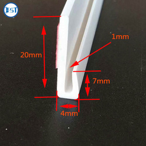 Profil de lampe LED extrudé en <span class=keywords><strong>PVC</strong></span> personnalisé, type <span class=keywords><strong>U</strong></span> et C, canal LED, extrusion plastique, profil UPVC - Product Image 6