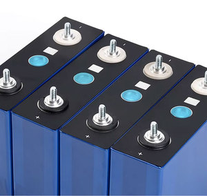แบตเตอรี่เซลล์ 3.2V 100Ah สำหรับยานยนต์ไฟฟ้าและระบบกักเก็บพลังงานภายในบ้าน 6000 รอบการใช้งาน ได้รับการรับรองมาตรฐาน CE - Product Image 1