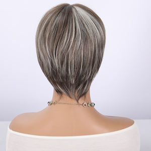 2026 人気のゴールデンブラウン劉海ウィッグ 女性用ショートストレートボブヘッドウィッグ 透明レース付き SM166-6 - Product Image 6