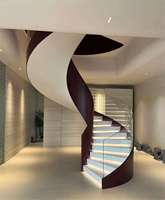 Escalier droit moderne en bois massif, éco-responsable, production sur mesure pour salon, appartement, extérieur de villa - Nouveauté 2026, Vente Flash