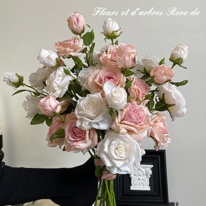 Bouquet de roses artificielles à 3 têtes, fleurs en soie à bords brûlés, blanc, rose, rouge, décoration de mariage, ornement de salon - Product Image 2
