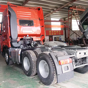 Camión Tractor Usado Sinotruk HOWO T7H 6x4, 440HP, Doble Cabina, Semirremolque, Precio Bajo, Camión de Ocasión - Product Image 2