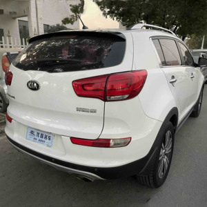 <span class=keywords><strong>Kia</strong></span> <span class=keywords><strong>Sportage</strong></span> 2015 2.0L Automatique 2WD DLX Toit ouvrant panoramique <span class=keywords><strong>SUV</strong></span> d'<span class=keywords><strong>occasion</strong></span>, économique et très vendue, idéale pour une utilisation familiale - Product Image 4