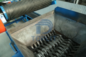 Máquina trituradora de neumáticos industriales de servicio pesado-Motor de 55kW controlado por PLC Equipo multifuncional de reciclaje y trituración de neumáticos - Product Image 5
