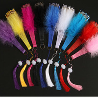 Éventails pliants classiques pas chers en plastique avec plumes multicolores et pompons brodés or pour carnaval et spectacle de danse