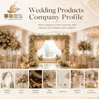 Lustre rond en acrylique perlé de luxe avec des niveaux en cascade pour la décoration de salle de banquet de mariage
