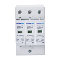 Parafoudre industriel électronique T2 Type 380~690VAC 3P SPD 20KA 40KA Imax 1.8KV avec boîtier PBT pour protection solaire contre la foudre