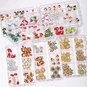 Décorations 3D en alliage métallique pour <span class=keywords><strong>nail</strong></span> <span class=keywords><strong>art</strong></span>, motifs sapin de Noël, cadeau, gant, Père Noël, flocon de neige, renne, pour manucure DIY de Noël, vente en gros, OEM, ODM - Product Image 2