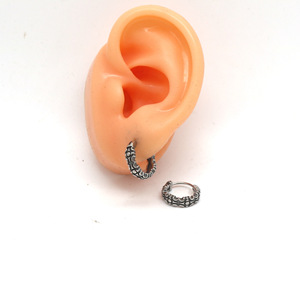 Pendientes de aro de plata tibetana yunnique, diseño geométrico de acero inoxidable 316 para hombres y mujeres, venta al por mayor de fábrica de joyería - Product Image 4