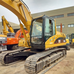 Excavatrice sur chenilles Caterpillar 320CL d'occasion, modèle 2020, godet de 0,8 m, puissance de 104 kW, 4001-6000 heures, bon état, avec vidéo - Product Image 2