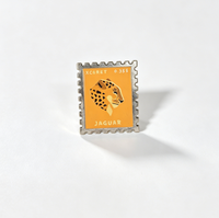 Épinglette en métal émaillé en forme de timbre postal, broche personnalisée jaguar animal sauvage, badge en émail souple pour cadeau touristique et décoration de sac à dos