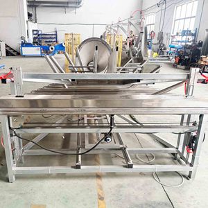 Machine automatique de fabrication de conduits d'air en aluminium flexible isolé - Product Image 2