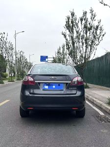 Ford Fiesta 1.5L 4AT Sedán Usado de 2010 – Auto Compacto Americano de Bajo Consumo, Auto Usado Económico para Exportación - Product Image 5