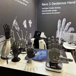 มือหุ่นยนต์ UR8 ที่ใช้งานร่วมกับ BrainCo Revo3 ได้ 21-DOF ควบคุมด้วยระบบสัมผัสเต็มรูปแบบ พร้อมระบบ AI สำหรับการควบคุมที่คล่องแคล่ว - Product Image 4