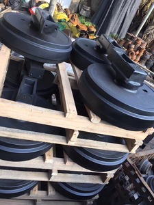 Đúc chính xác nhà máy giá hiệu suất cao Máy xúc phía trước làm biếng khung gầm phụ tùng SK120 SK120-3 SK200 - Product Image 3