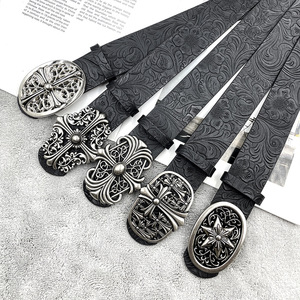 नई मिश्र धातु सरल क्रॉस बकल यूनिसेक्स उभरा फूलों की बेल्ट महिलाओं की पश्चिमी शैली रेट्रो हिप हॉप फंक क्लासिक पु चमड़े बेल्ट - Product Image 2