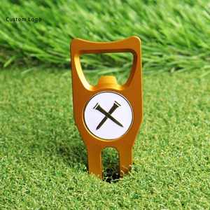 Cadeaux de bienvenue - Ouvre-bouteille personnalisé pour le golf avec marqueur de balle en métal - Product Image 1