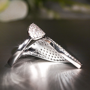 A133 Anello in oro bianco con diamante rotondo taglio brillante naturale colore G, romantico gioiello da sposa da donna - Product Image 6