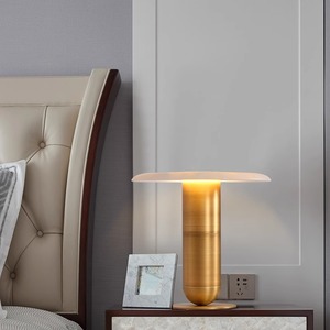 Lampe de Table moderne et minimaliste en laiton, lampe de bureau LED pour chambre à coucher, luminaire décoratif nordique, Base d'ampoule E27 - Product Image 2