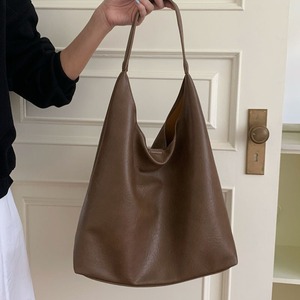 Bolso Tote de Cuero Suave de Gran Capacidad con Cierre Magnético para Uso Diario, Verano 2024 - Product Image 1