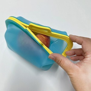 Bolsa de Silicona Reutilizable para Alimentos, Libre de BPA, Apta para Congelador, Bolsas de Silicona de Grado Alimenticio para Mantener la Frescura, Alternativa Ecológica a las Bolsas de Plástico - Product Image 1