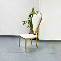 Chaise de salle à manger de luxe au design cœur, pieds en acier inoxydable doré, chaise de banquet de mariage, fourniture d'usine
