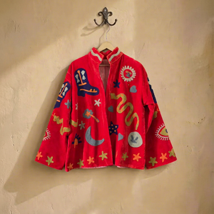 Veste bomber en velours floral faite à la main Suzani |   Vêtements bohèmes pour femmes, automne/hiver, réversibles, vintage, brodés à la main, en coton, en stock - Product Image 1