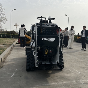 Ce/Epa-Compatibele Dr360 Mini Skid Stuurlader <span class=keywords><strong>Komatsu</strong></span> Mini Crawler Tuinlader Met Epa Motor Emmer Bijlagen <span class=keywords><strong>Track</strong></span> Loader - Product Image 4