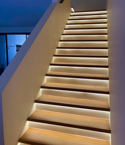 Prima Sang Trọng Dẫn Ánh Sáng Với Cảm Biến Thẳng Cầu Thang Tùy Chỉnh Thiết Kế Cầu Thang Bằng Gỗ Bước Lan Can Lan Can Trong Nhà Cầu Thang - Product Image 4