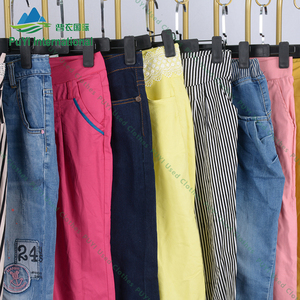 <strong>Uk</strong> Cropped Three Quarters Sweatpants Used Clothes Bales Baggy Pants Vip Bails Second Hand Clothes - Product Image 2