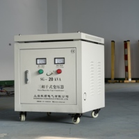 Transformateur d'isolement triphasé à sec 20kVA 40kVA 60kVA élévateur/abaisseur de tension 380V vers 220V 480V vers 400V CE