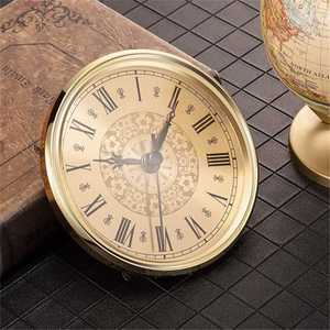Inserto per <span class=keywords><strong>Orologio</strong></span> <span class=keywords><strong>da</strong></span> <span class=keywords><strong>Parete</strong></span> Fai-<span class=keywords><strong>da</strong></span>-Te con <span class=keywords><strong>Numeri</strong></span> <span class=keywords><strong>Romani</strong></span> in Oro/Argento, Diametro 110mm, Movimento al Quarzo Moderno in Plastica Durevole, Alimentato a Batteria AA - Product Image 1
