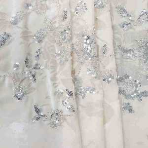 प्रीमियम लक्जरी मखमली बेडेड फीके कपड़े 20% नायलॉन 80% रेयन कढ़ाई बर्नआउट जैक्वार्ड वेवेट पैटर्न कपड़े के लिए कपड़े - Product Image 4