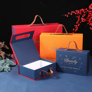 Custom Logo Cardboard Gift Suitcase Box Holiday Gift Packing Box With Leather Handle