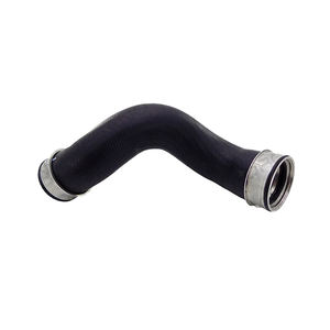 Tuyaux de radiateur haute performance compatibles avec les pièces automobiles d'origine Mercedes – Vente en gros - Product Image 1