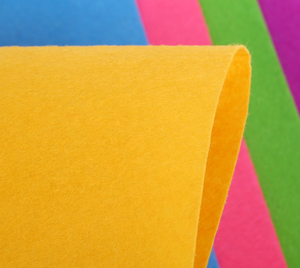 Colorful Polyester Fleece Fabric Rolls 150 GSM 90cm Width Brushed Sueded Nonwoven Craft <b>Material</b> Medium Weight Solid Colors - Product Image 5