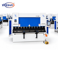Presse plieuse hydraulique CNC synchronisée de 125 tonnes et 7,5 kW avec écran tactile pour la fabrication de tôles