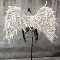 Grand costume d'aile d'ange de fée ailes de plumes de couleur crème transfrontalières pour la décoration de carnaval d'halloween
