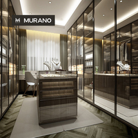 Armoire de luxe pour projet de villa avec porte vitrée et éclairage intégré pour présentation de bijoux en showroom, commande en gros