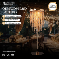 Lampe sur pied élégante en acrylique or et argent avec pompons, ornement de table de mariage, décorations de table haut de gamme pour événements de mariage, éclairage
