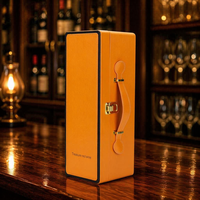 Boîte cadeau en cuir de luxe orange pour une bouteille de vin avec poignée, personnalisable avec logo, 15Y