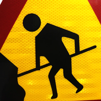 Triangle d'avertissement de haute qualité Qualité d'ingénierie Trafic réfléchissant Panneau de sécurité routière Signes de danger réfléchissants