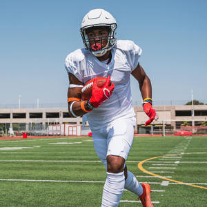 Conjunto de Uniforme de Fútbol Americano, Precio de Fábrica, Diseño Personalizado, Pantalones Cortos de Malla, Uniforme Transpirable 100% Poliéster, Impresión Personalizada para Equipos - Product Image 1